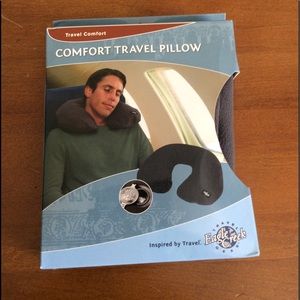 Eagle Creek Comfort Travel Pillow